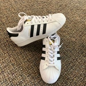 Adidas superstar size 8
